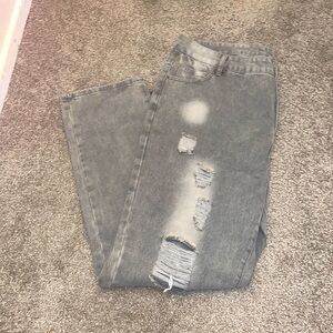 - Men’s fashion denim relaxed jeans with rips size 42